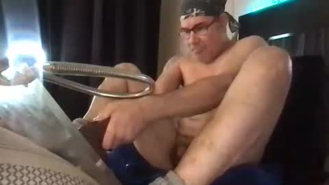 myeviltwin444 online show from November 26, 1:39 am