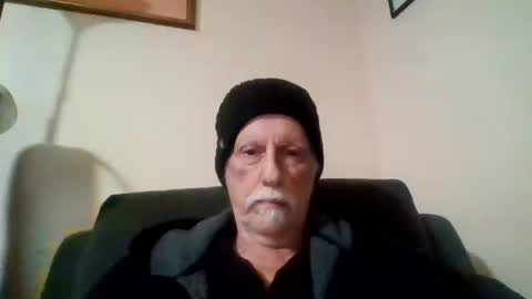 Snapshot of myheartandsoul1 chatting on July 12, 9:44 am myheartandsoul1 online show from July 12, 9:44 am