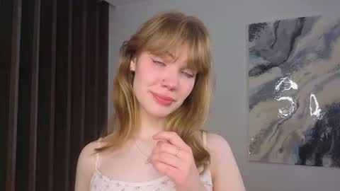 Snapshot of myismira chatting on November 21, 4:11 am Mira online show from November 21, 4:11 am