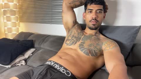 Myke esthetic online show from December 14, 11:20 pm