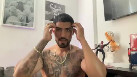 Snapshot of myke_esthetic chatting on July 6, 4:20 pm Myke esthetic online show from July 6, 4:20 pm