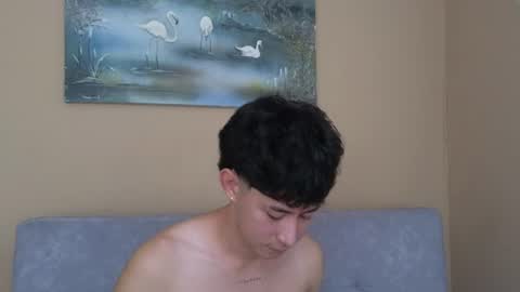 Snapshot of myke_magic chatting on June 24, 3:55 pm myke_magic online show from June 24, 3:55 pm