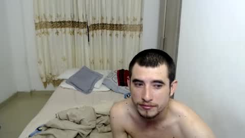 Snapshot of myke_xxx chatting on February 5, 3:02 am mike online show from February 5, 3:02 am