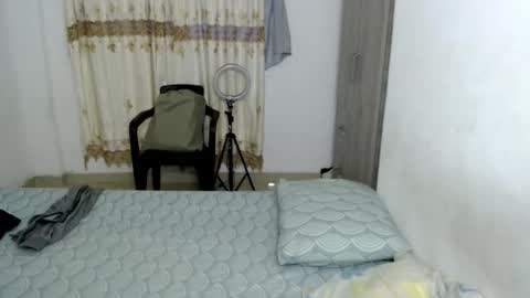 Snapshot of myke_xxx chatting on November 2, 9:28 pm mike online show from November 2, 9:28 pm