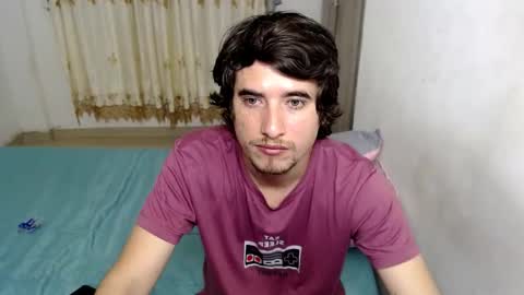 Snapshot of myke_xxx chatting on November 18, 12:16 am mike online show from November 18, 12:16 am