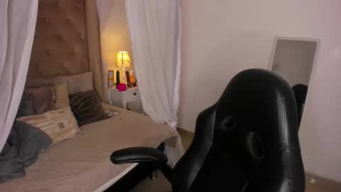 Myla  online show from November 18, 11:47 am