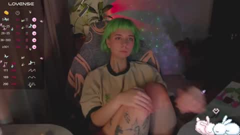 Snapshot of mylaweb chatting on February 16, 2:31 am MylaFlores online show from February 16, 2:31 am