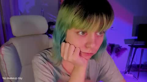 Snapshot of mylaweb chatting on September 14, 2:00 am MylaFlores online show from September 14, 2:00 am