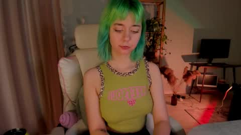 Snapshot of mylaweb chatting on October 12, 3:38 am MylaFlores online show from October 12, 3:38 am