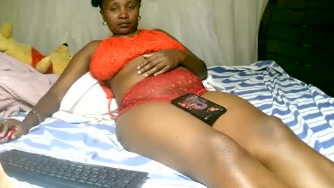 linda online show from January 18, 11:00 am