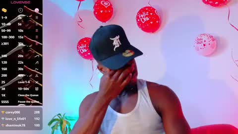 Snapshot of mylowallacee chatting on February 25, 7:25 pm Mylo Wallace  online show from February 25, 7:25 pm