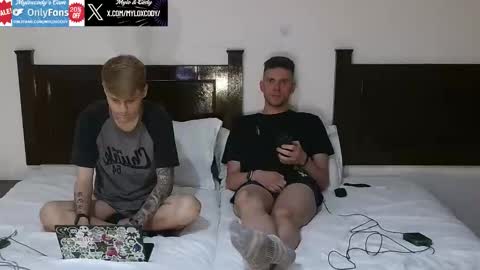 Snapshot of myloxcody chatting on November 20, 10:37 am Mylo Cody online show from November 20, 10:37 am