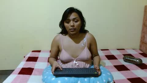 mylu_m online show from November 30, 5:22 am