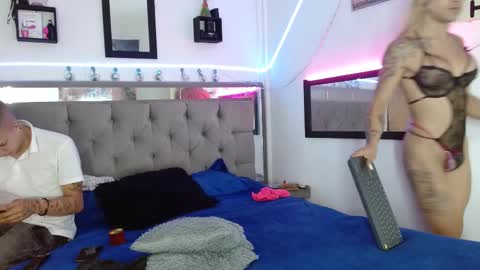 Snapshot of myluandjackhot chatting on February 21, 11:01 am Myluandjack online show from February 21, 11:01 am