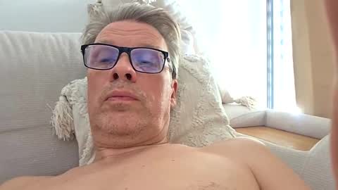 mymoonwolf online show from June 21, 8:06 am