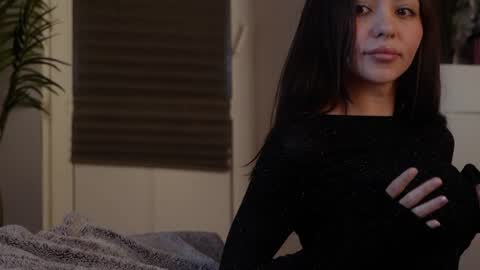 Snapshot of mypassion_ chatting on April 15, 2:35 pm mypassion_ online show from April 15, 2:35 pm