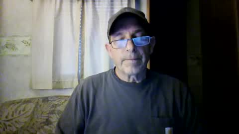 Snapshot of myplzur4u chatting on July 24, 9:51 am myplzur4u online show from July 24, 9:51 am