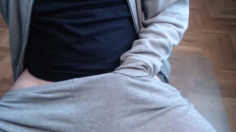 Ben online show from April 1, 8:26 am