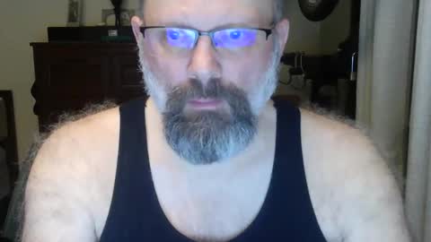 Just hanging out - No pressure online show from June 7, 5:22 am