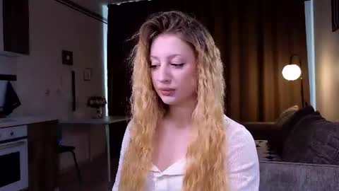 Snapshot of mysmila chatting on July 3, 1:06 pm mysmila online show from July 3, 1:06 pm