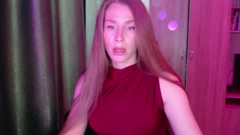 Snapshot of myst_velvet chatting on July 1, 8:38 am myst_velvet online show from July 1, 8:38 am