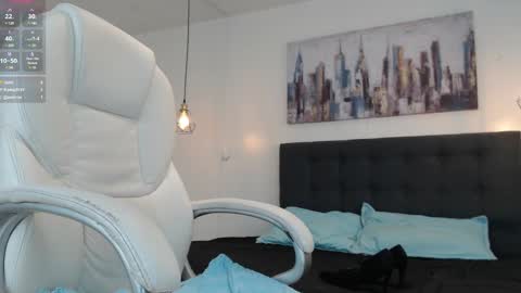 No Name online show from December 27, 4:43 pm