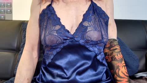 Snapshot of mystery_nymph_milf chatting on January 30, 11:02 pm Mystery Nymph Milf online show from January 30, 11:02 pm