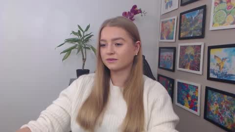 Erica online show from December 18, 9:04 am