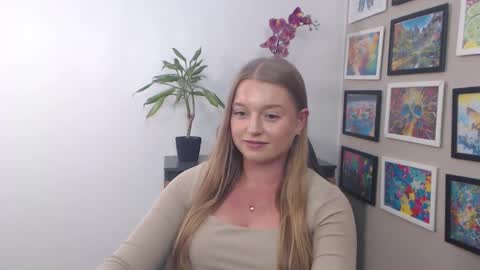 Erica online show from February 4, 1:59 pm