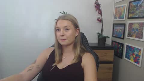 Erica online show from September 25, 9:35 am