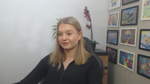 Erica online show from November 3, 8:26 am