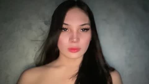 UR GIRL NEXTDOOR online show from March 12, 9:26 am