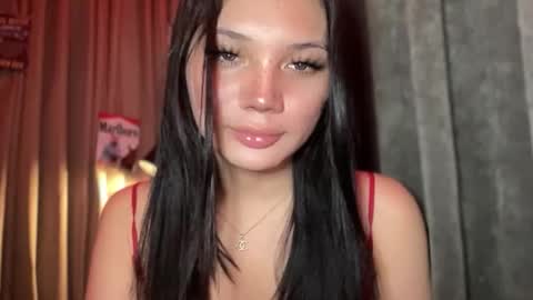 UR GIRL NEXTDOOR online show from March 18, 3:26 pm