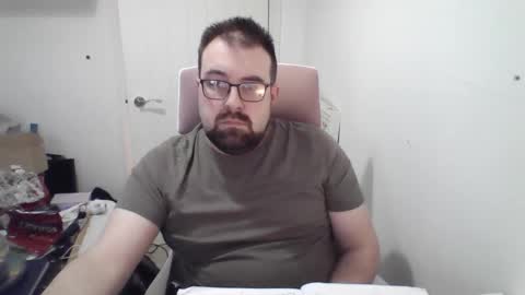 Snapshot of mysterymonkey1234 chatting on December 18, 2:17 pm MysteryMonkey online show from December 18, 2:17 pm