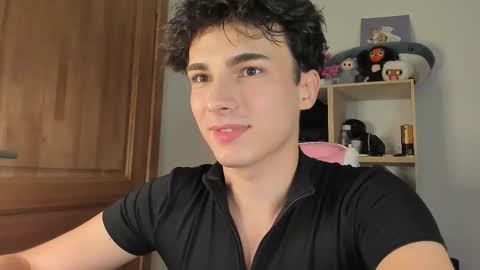 Evan Brown online show from October 13, 10:32 pm