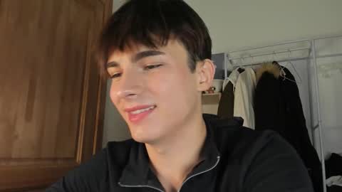 Evan Brown online show from October 19, 9:59 pm