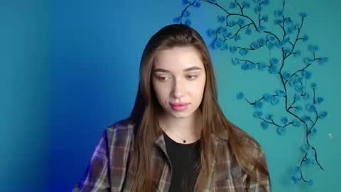 Snapshot of mysticamelia chatting on May 2, 5:12 am Amelia online show from May 2, 5:12 am