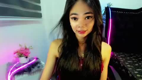 Snapshot of mysticofcum22 chatting on November 7, 11:54 am Krestine online show from November 7, 11:54 am