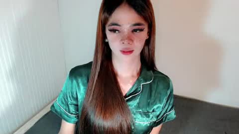 Snapshot of mysticofcum22 chatting on July 8, 11:48 am Krestine online show from July 8, 11:48 am