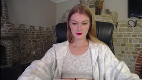 Snapshot of mysticvenus_ chatting on September 20, 7:31 am mysticvenus_ online show from September 20, 7:31 am
