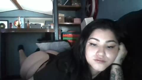 mystikal101 online show from February 11, 8:47 pm