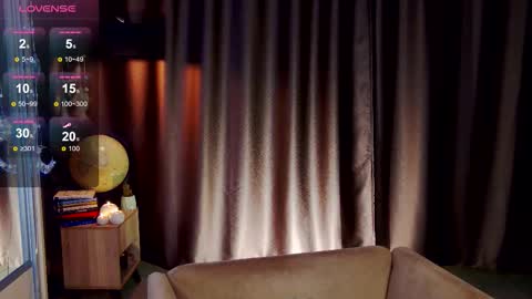 Angeline online show from March 30, 7:37 pm