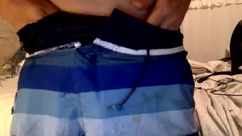 str8 dom alphaAsian Daddy type. sorry not bi or  curious but i dont judgediscrimenate. online show from November 5, 4:29 pm