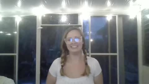 n00biez online show from June 3, 12:35 am