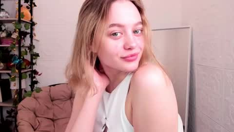 Eva  online show from December 14, 10:34 am