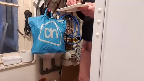 Snapshot of n3philim999 chatting on December 29, 8:00 am n3philim999 online show from December 29, 8:00 am