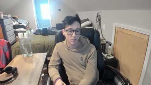 a Ordinary Boy online show from January 16, 3:49 pm