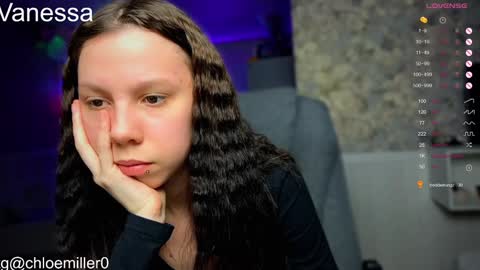 Vanessa and Julia  online show from January 8, 2:35 pm