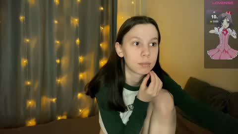 Vanessa and Julia  online show from February 1, 7:34 pm