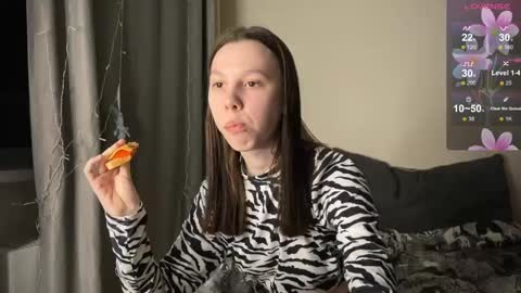 Vanessa and Julia  online show from March 5, 11:16 pm